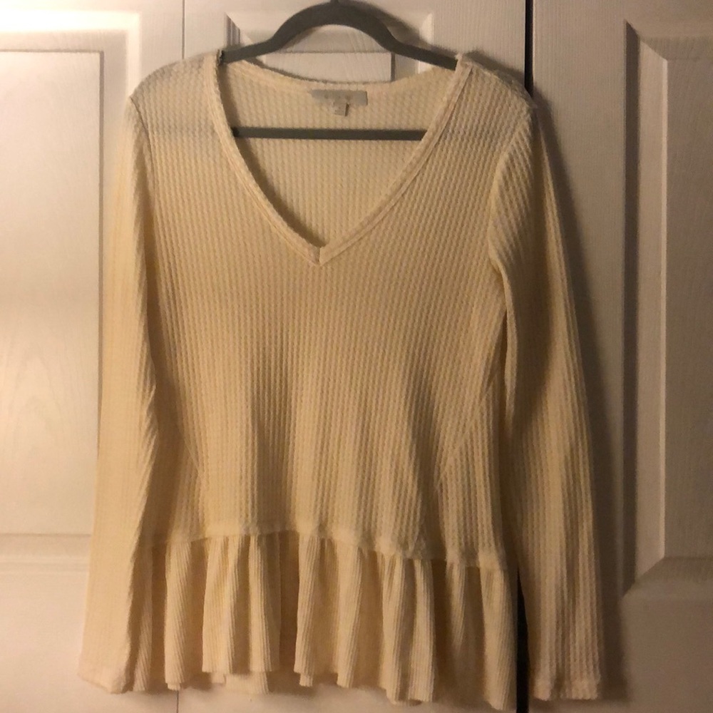 Long sleeve cream top